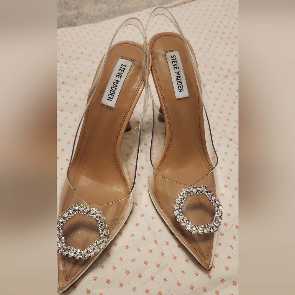 Steve Madden Clear Rhinestone Slingback Pump - Size 9.5